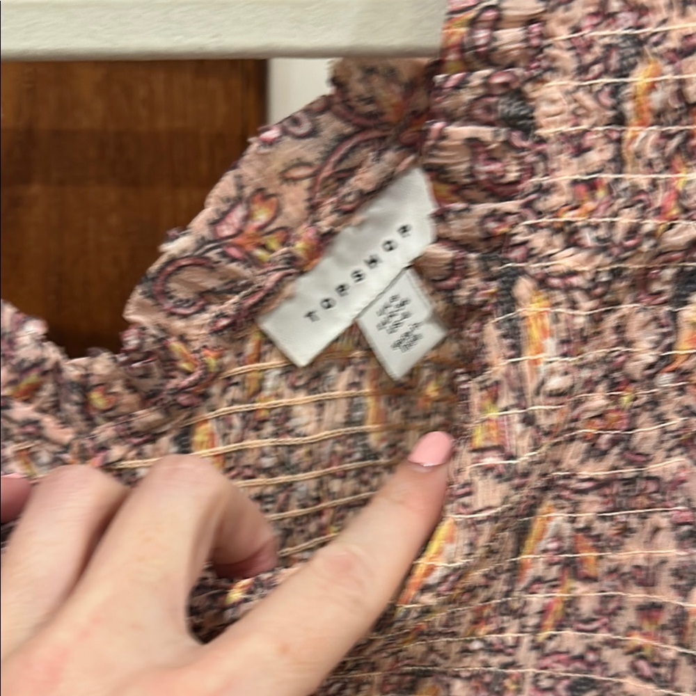 Topshop Pink and Brown Puff Sleeve Blouse with Smocked Tie Front​​​​​ - Picture 2 of 6